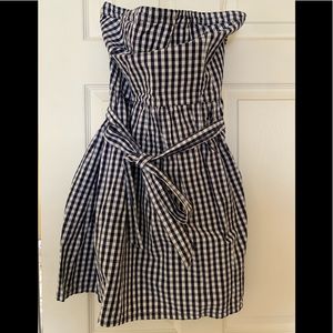 Summer Dress Size Large Gingham style